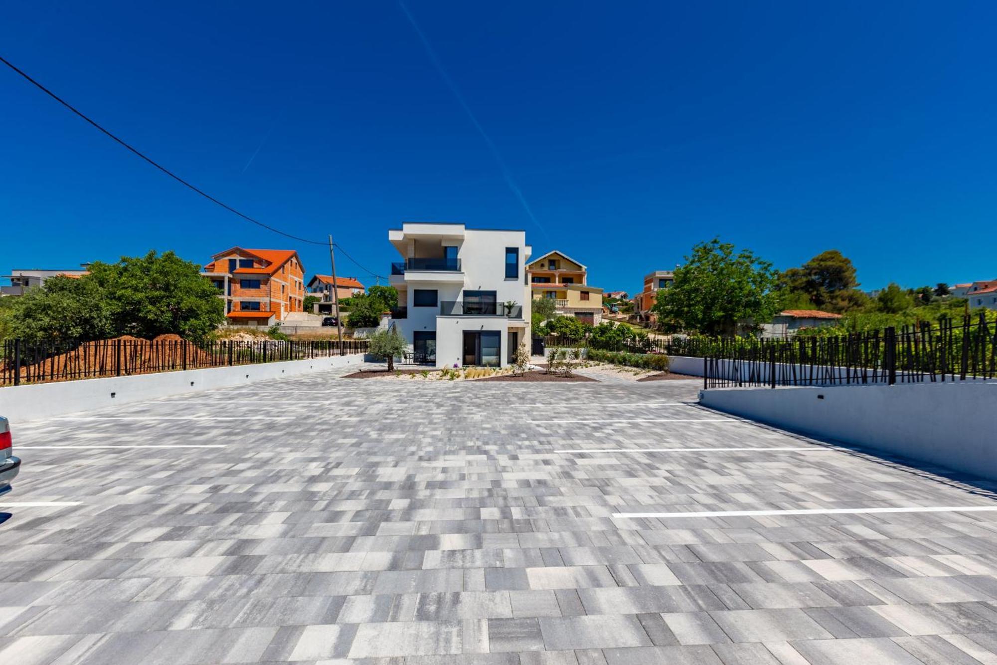 Casa Mia Apartments With Parking Zara Esterno foto